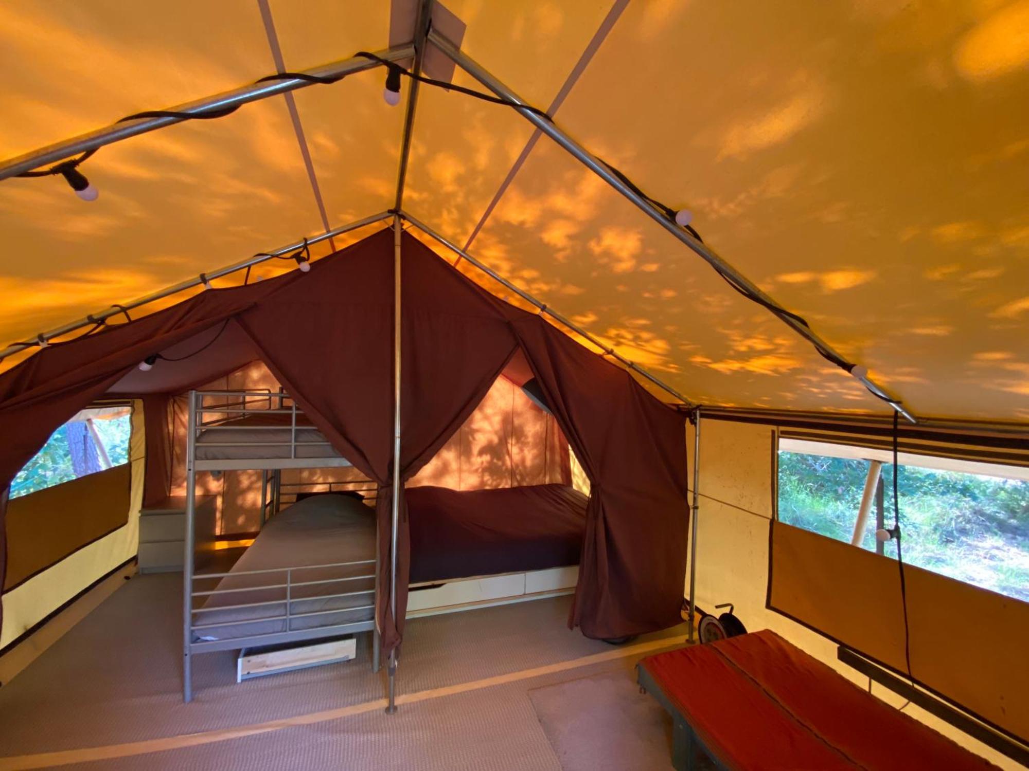 Camping La Kahute - Tente Lodge Au Coeur De La Foret Carcans Exterior foto